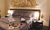 King Room, Mansion Dandi Royal Hotel, San Telmo, Buenos Aires, Argentina